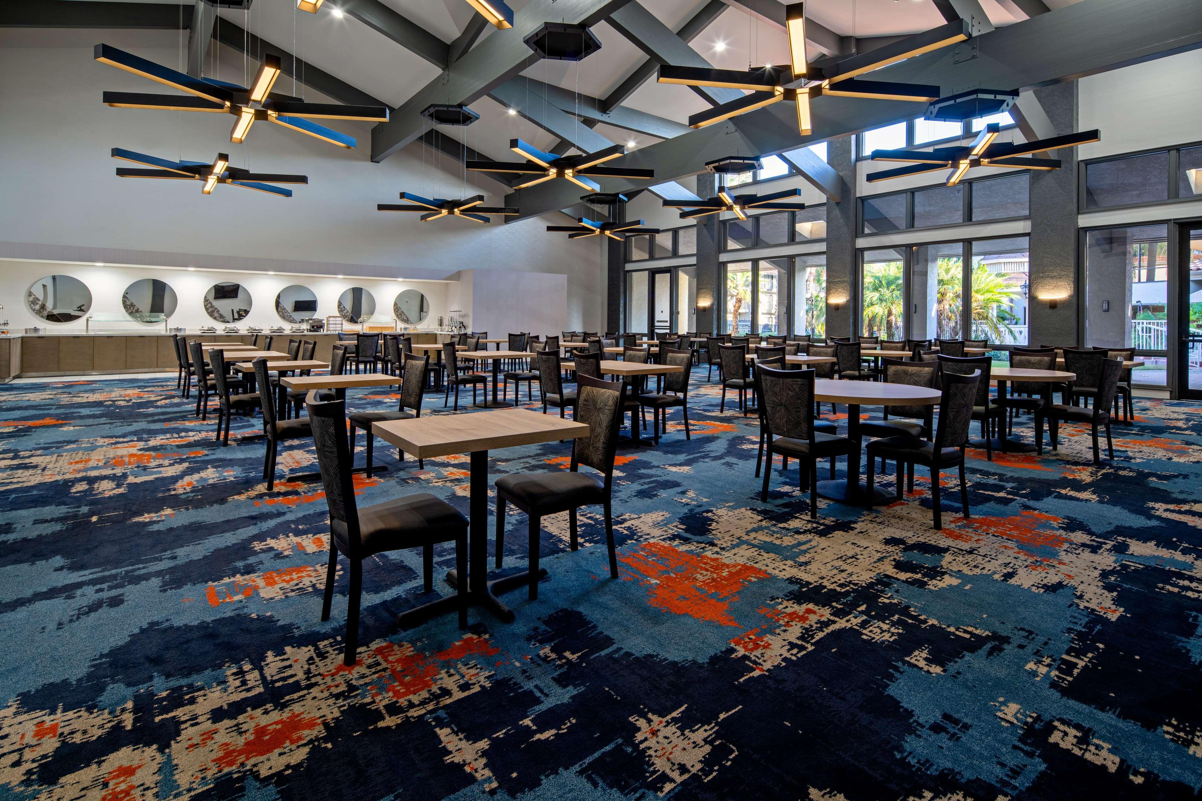 Doubletree By Hilton Bakersfield Hotel Kültér fotó