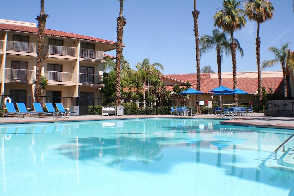Doubletree By Hilton Bakersfield Hotel Kültér fotó