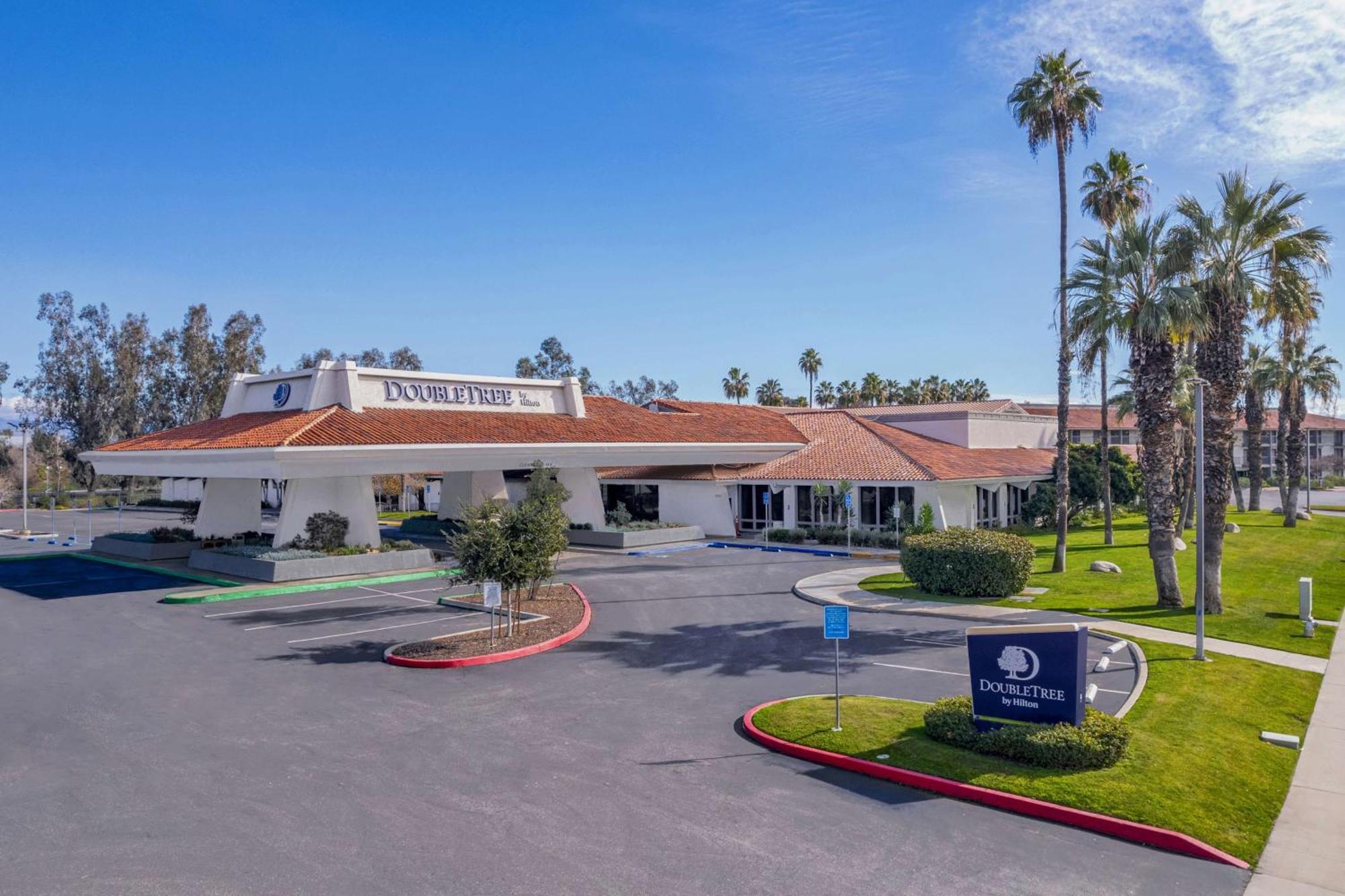 Doubletree By Hilton Bakersfield Hotel Kültér fotó